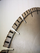 Load image into Gallery viewer, πQ5 ST Concrete Handsaw