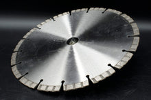 Load image into Gallery viewer, uni-stone Pre-Cast, hard concrete, quartz, granite, basalt, flint, hard high density brick and rood quarry tiles